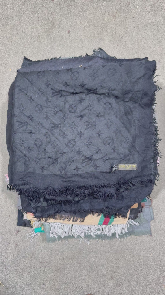 Louis Vuitton Shawls